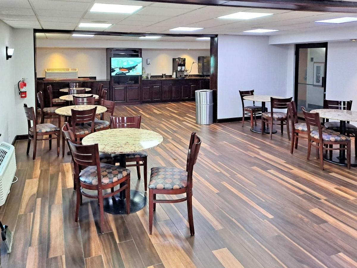 Suites Catonsville Md Baltimore West Экстерьер фото